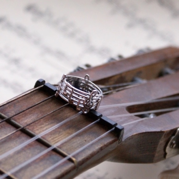 "Soothe Your Heart, I Will Sing of Glory" - Picture 5 of 7